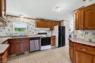 4926 Adams Rd, East Palestine, OH 44413 - Photo 2