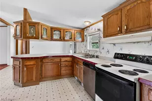 4926 Adams Rd, East Palestine, OH 44413 - Photo 4