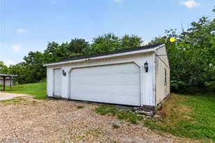 4926 Adams Rd, East Palestine, OH 44413 - Photo 16