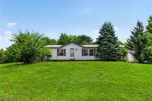4926 Adams Rd, East Palestine, OH 44413 - Photo 12
