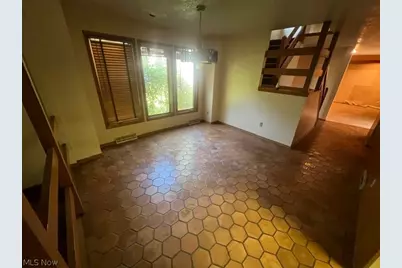 32555 Schooner Court, Avon Lake, OH 44012 - Photo 4