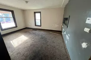 2407 Livingston Ave, Lorain, OH 44052 - Photo 4