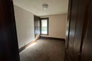 2407 Livingston Ave, Lorain, OH 44052 - Photo 8