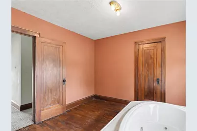 1458 Breiding Road, Akron, OH 44310 - Photo 12