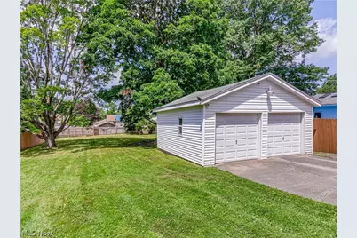 1458 Breiding Road, Akron, OH 44310 - Photo 16