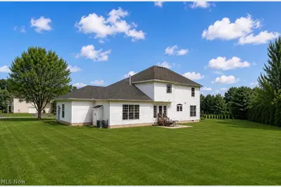 1273 Muchney Circle, Akron, OH 44312 - Photo 36