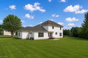 1273 Muchney Cir, Akron, OH 44312 - Photo 36