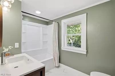 2564 Woodmere Avenue, Akron, OH 44312 - Photo 26