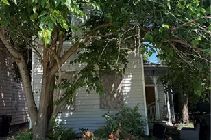 1929 W 57th St, Loveland, OH 44102 - Photo 4