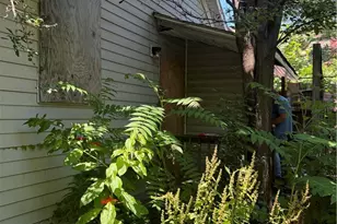 1929 W 57th St, Loveland, OH 44102 - Photo 6