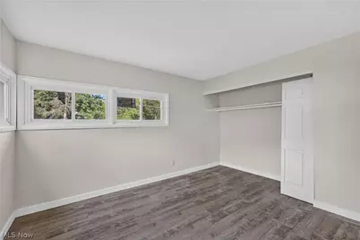 2476 Amberly Drive, Youngstown, OH 44511 - Photo 26