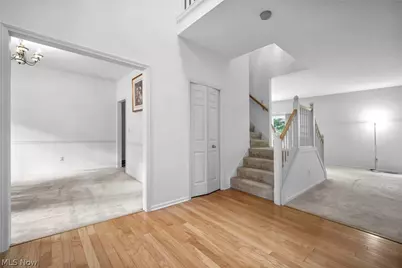 4145 Burnwyke Court, Copley, OH 44321 - Photo 6