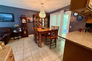 831 N Crestline St, Crestline, OH 44827 - Photo 16