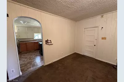 16404 Tarkington Avenue, Loveland, OH 44128 - Photo 6