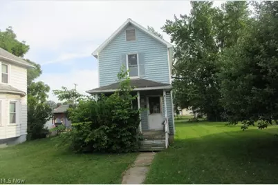 176 E Maryland Avenue, Sebring, OH 44672 - Photo 1