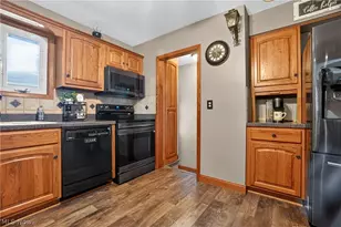 1860 Ridgewick Dr, Wickliffe, OH 44092 - Photo 46