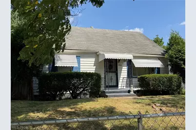 2544 Gilbert Avenue NE, Canton, OH 44705 - Photo 2