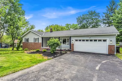 7170 Kingsview Road, Sagamore Hills, OH 44067 - Photo 1