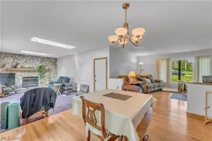 7170 Kingsview Rd, Sagamore Hills, OH 44067 - Photo 14