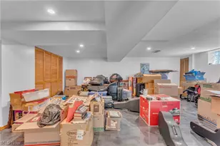 7170 Kingsview Rd, Sagamore Hills, OH 44067 - Photo 32