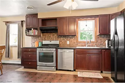 273 Blueberry Drive, Columbiana, OH 44408 - Photo 6