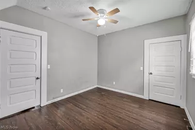 228 Gates, Elyria, OH 44035 - Photo 20