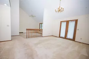 10110 Weathersfield Dr, Mentor, OH 44060 - Photo 4