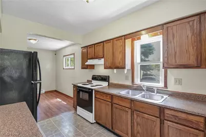 6519 Sanborn Road, Ashtabula, OH 44004 - Photo 14