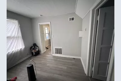 12113 Corlett Avenue, Loveland, OH 44105 - Photo 28