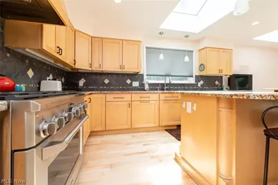 24100 Shaker Boulevard, Huber Heights, OH 44122 - Photo 12