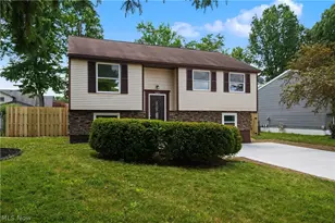 5651 Tulane Ave, Austintown, OH 44515 - Photo 2