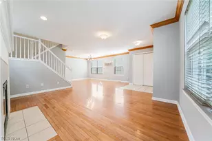 2477 W 5th St, Loveland, OH 44113 - Photo 8