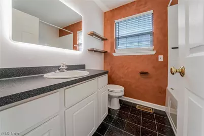 2477 W 5th Street, Loveland, OH 44113 - Photo 22