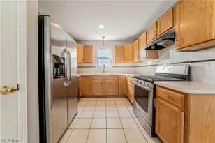 2477 W 5th St, Loveland, OH 44113 - Photo 12