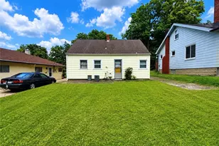 142 N Main Street N, Youngstown, OH 44515 - Photo 12
