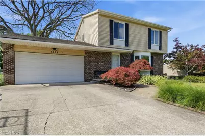 1038 Hampton Drive, Macedonia, OH 44056 - Photo 2
