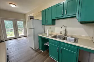 545 E Market St, Cadiz, OH 43907 - Photo 14