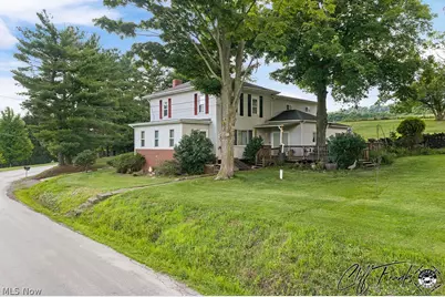 2011 Gordon Road NW, Dover, OH 44622 - Photo 1