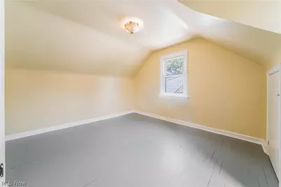 142 Woodstock Drive, Avon Lake, OH 44012 - Photo 18