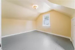 142 Woodstock Dr, Avon Lake, OH 44012 - Photo 18