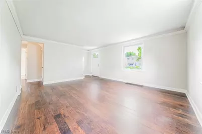 142 Woodstock Drive, Avon Lake, OH 44012 - Photo 4