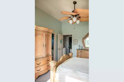 8820 Belton Drive, North Ridgeville, OH 44039 - Photo 14