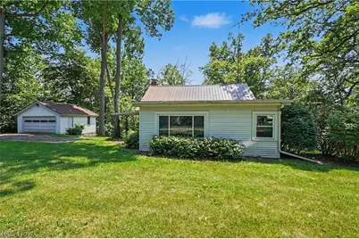 10528 Country Club Lane, Deerfield, OH 44449 - Photo 38