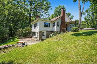 10528 Country Club Lane, Deerfield, OH 44449 - Photo 32