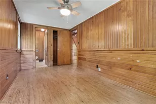 10528 Country Club Ln, Deerfield, OH 44449 - Photo 14