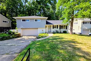 1585 Kingsley Ave, Akron, OH 44313 - Photo 1