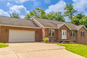 1 Edinburgh Way, St Clairsville, OH 43950 - Photo 2