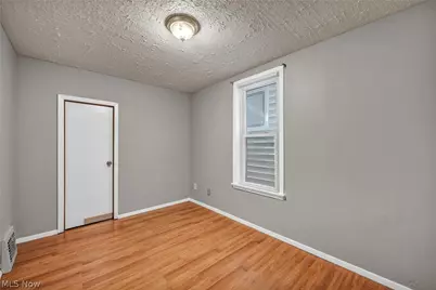 1559 Hopkins Avenue, Oakwood, OH 44107 - Photo 16