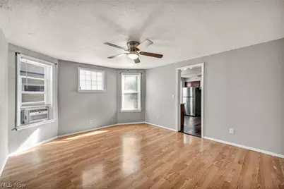 1559 Hopkins Avenue, Oakwood, OH 44107 - Photo 8