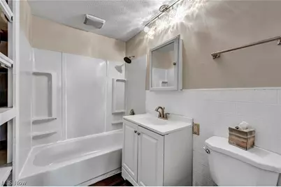 1559 Hopkins Avenue, Oakwood, OH 44107 - Photo 16